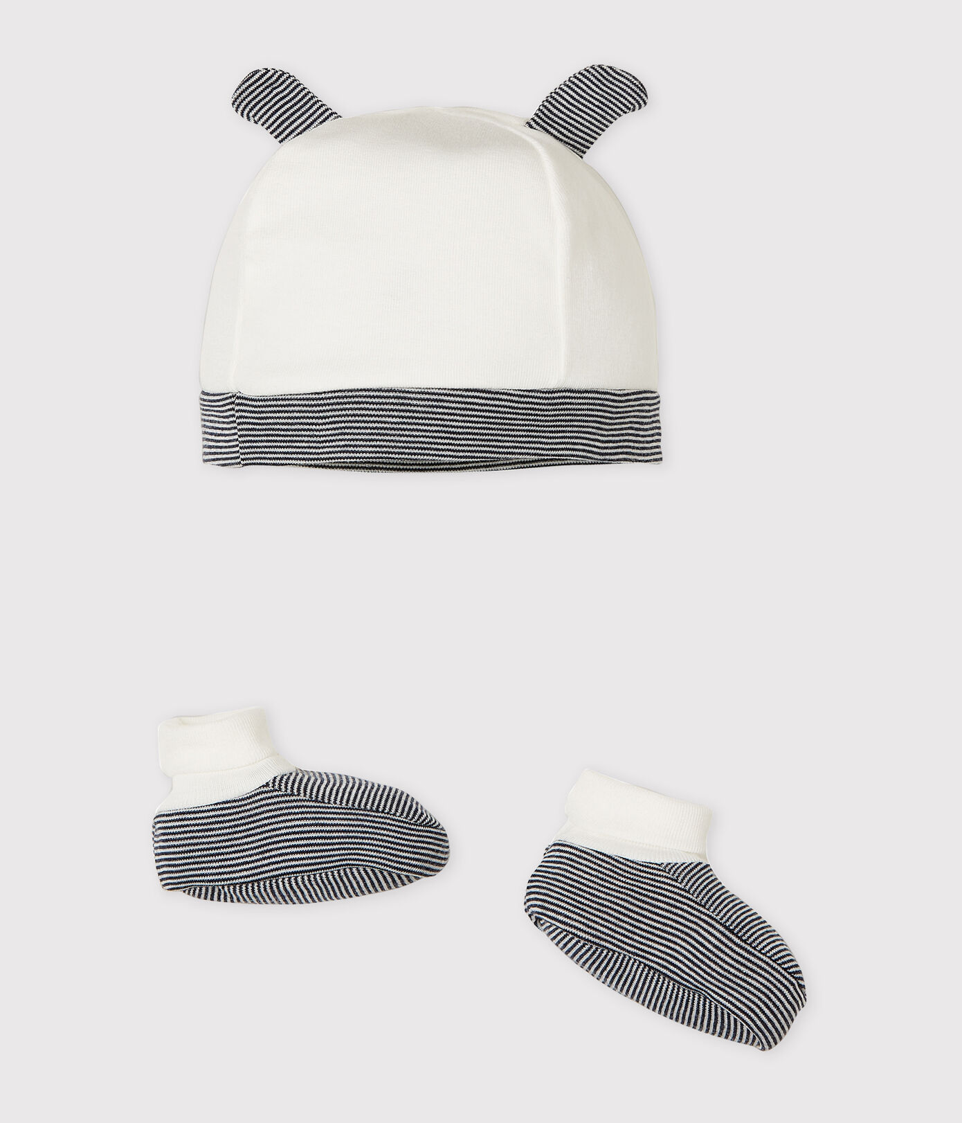 Lot bonnet naissance et chaussons bébé en côte