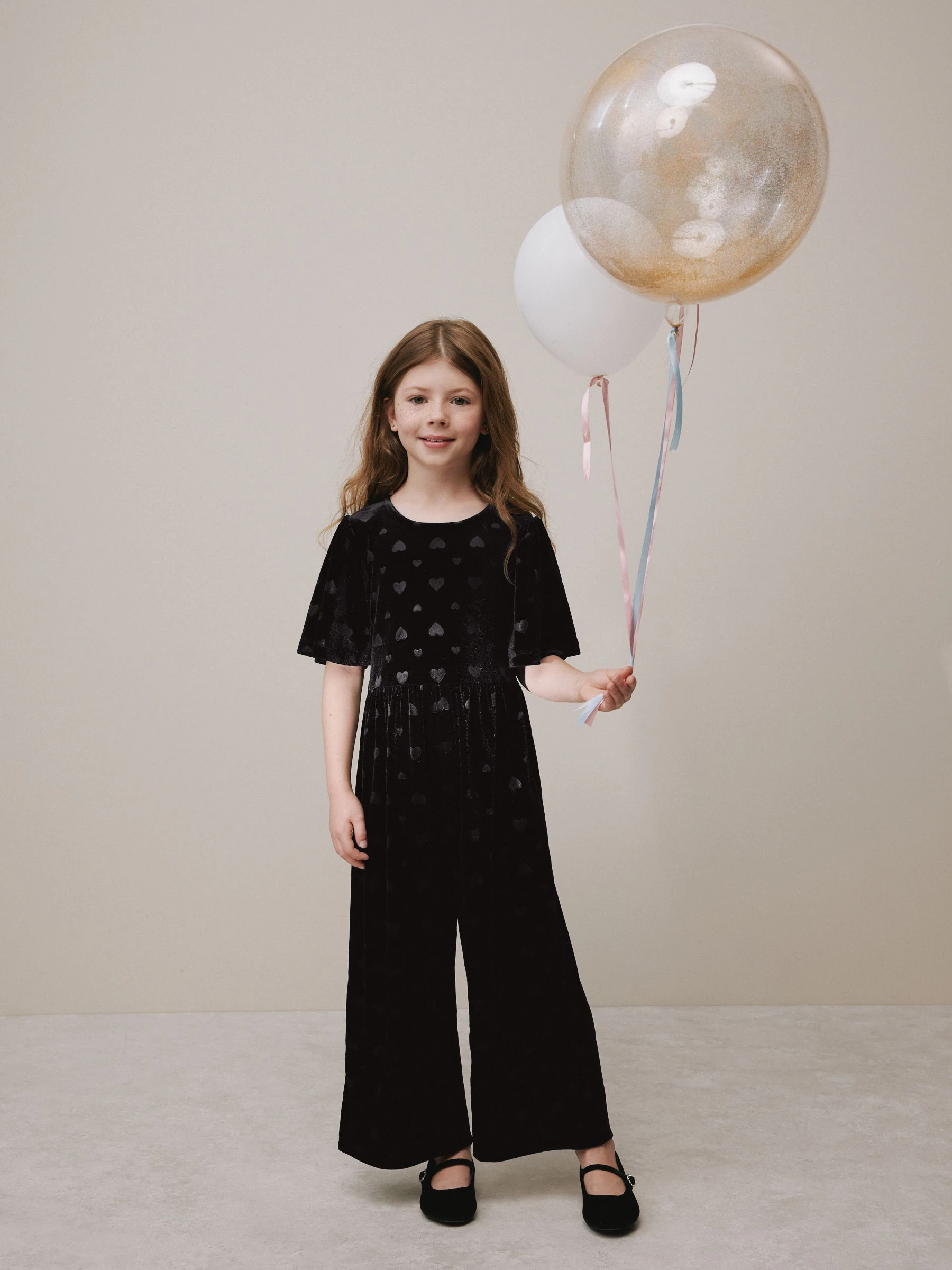 Zwart - Heart Embossed Velour Jumpsuit (3-16yrs)