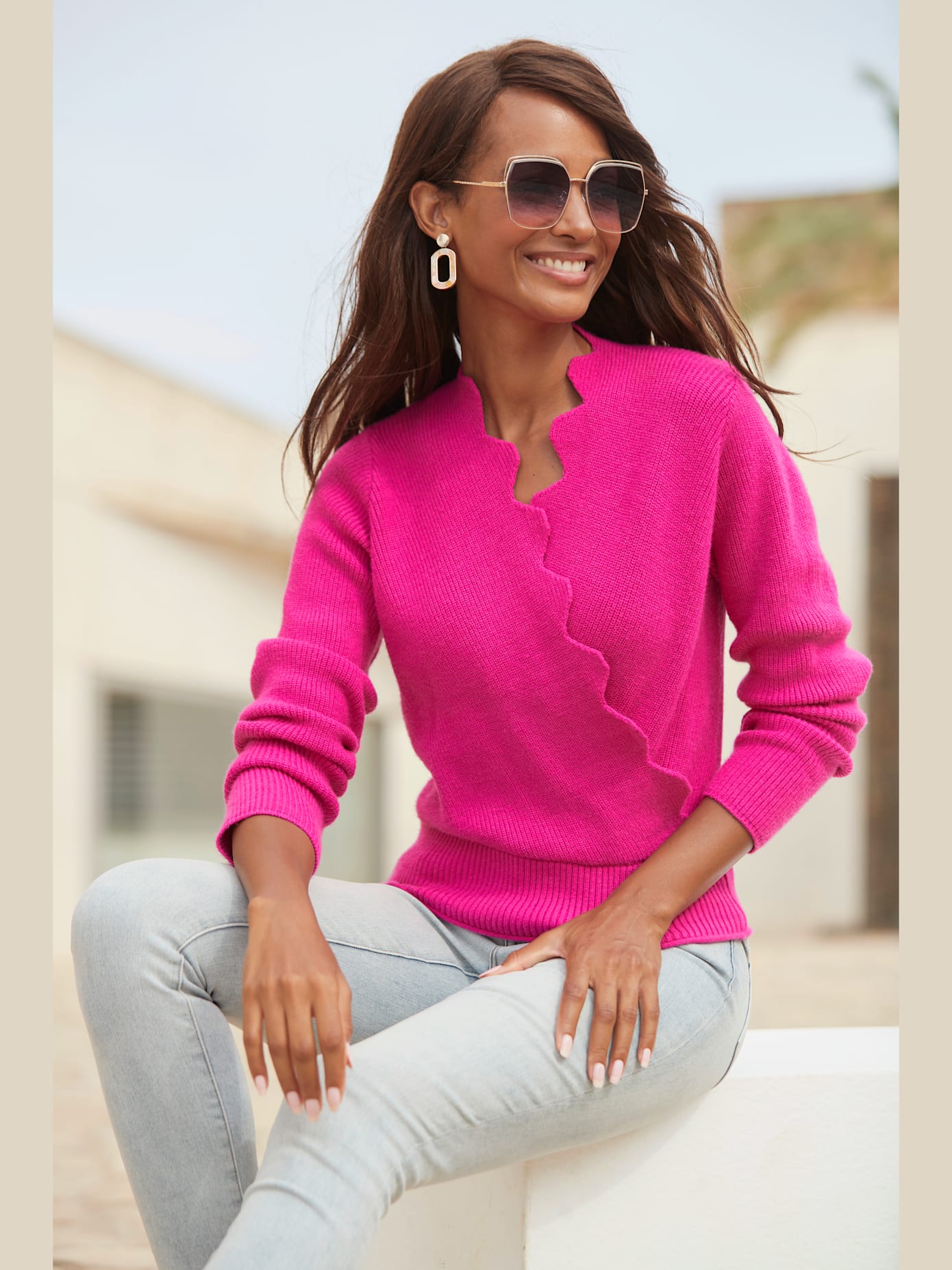 Pull en tricot bord ondulé tendance