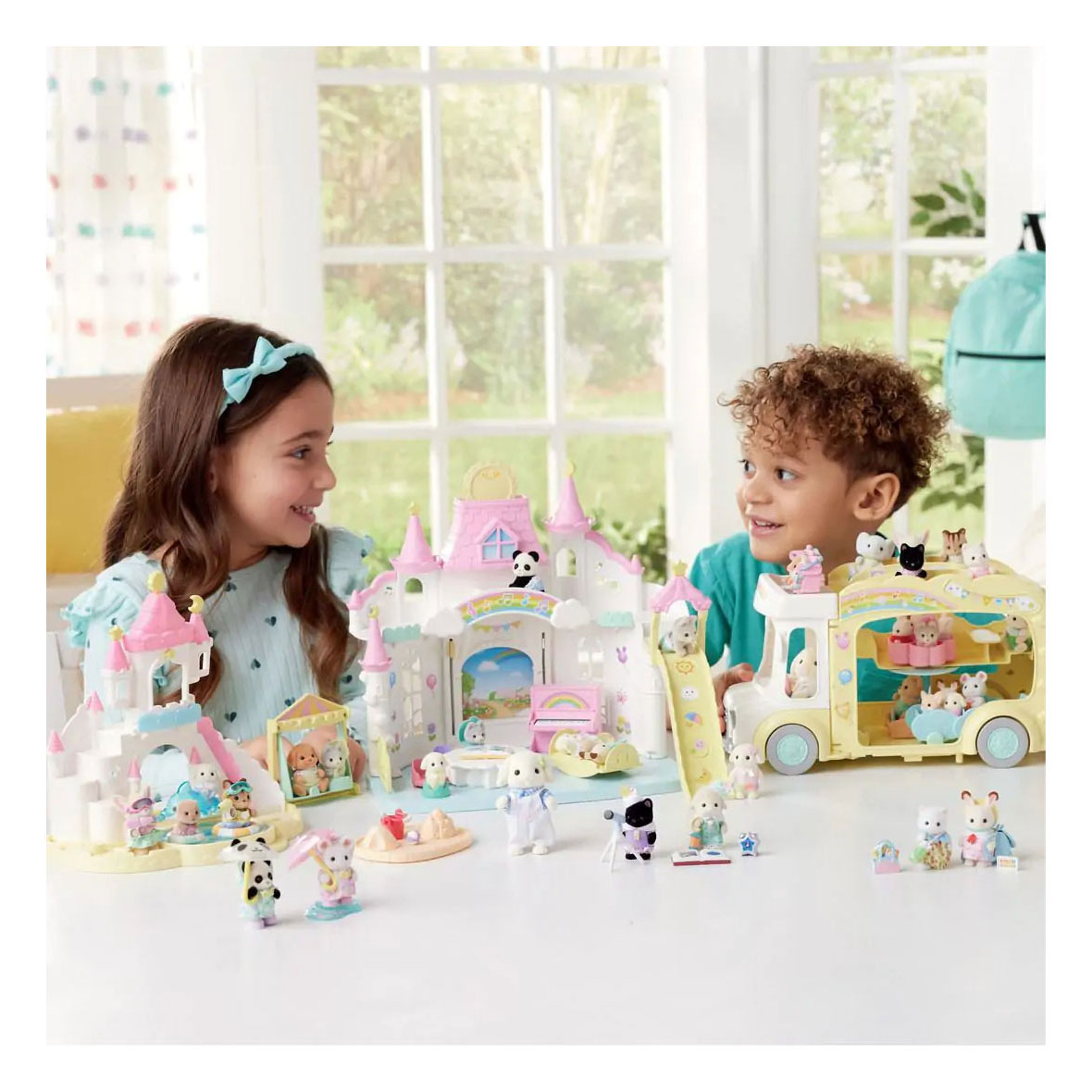 Sylvanian Families 5746 Baby Zandbak & Zwembad