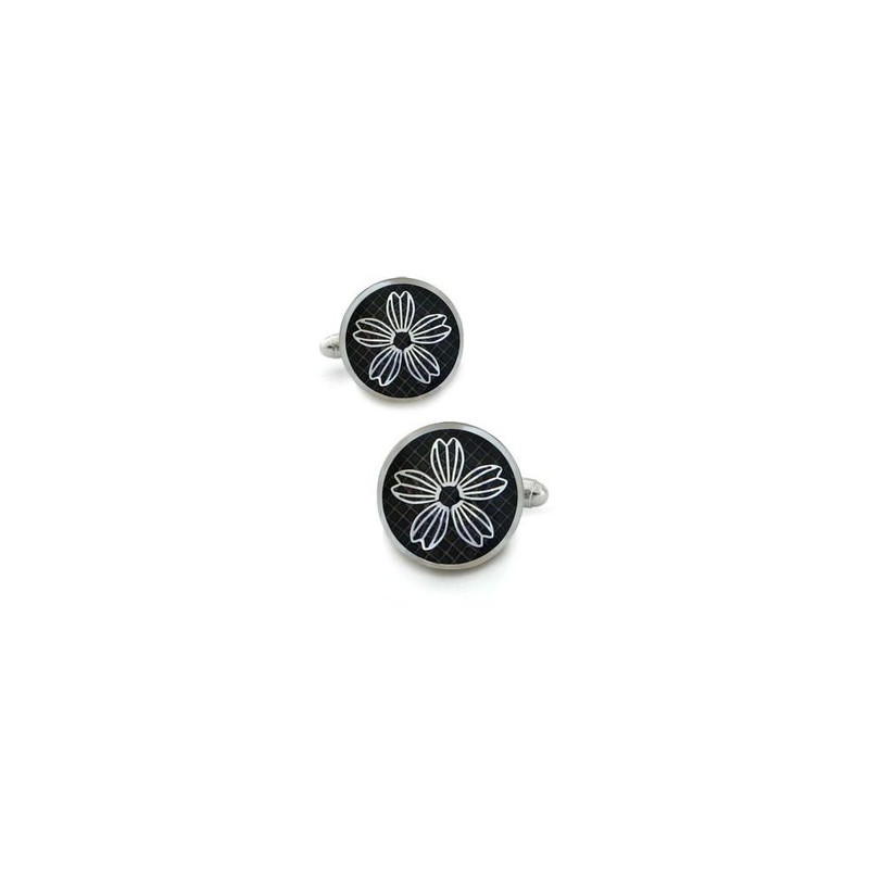 Boutons de manchette, Valentina Black