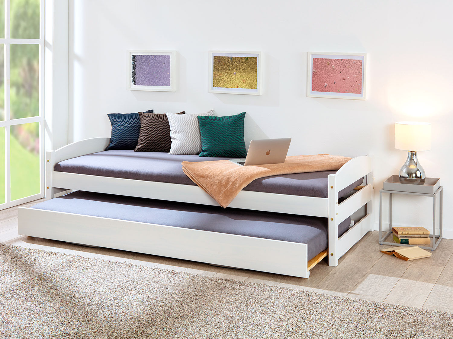 Ausziehbett aus Massivholz