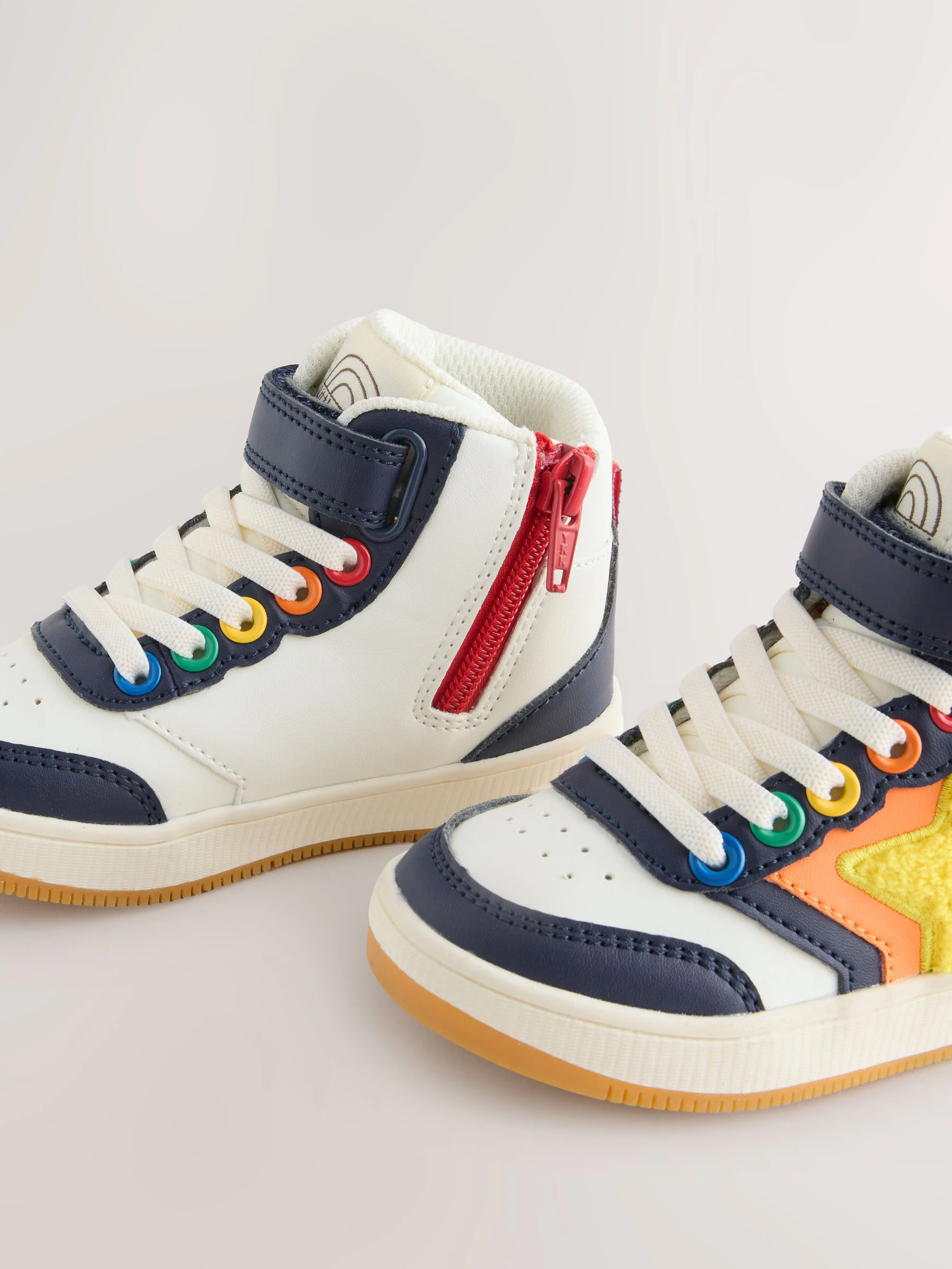 Meerkleurige bouclé met regenboog - Little Bird by Jools Oliver - Hoge sneakers met sterren