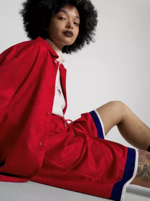 Shorts com cós estampado com logo em padrão xadrez