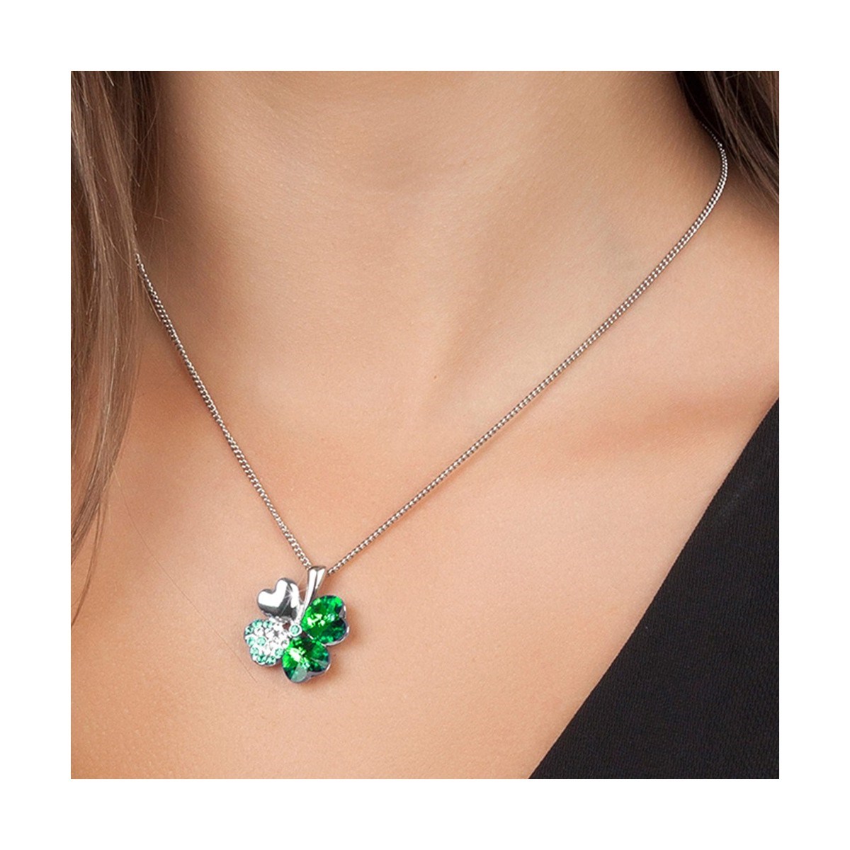 Collier trèfle vert SC Crystal orné de Cristaux scintillants