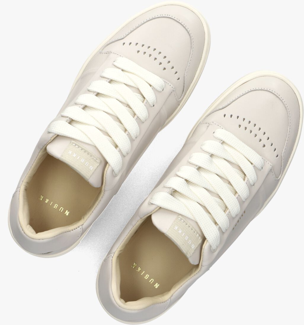 witte nubikk lage sneakers basket cole