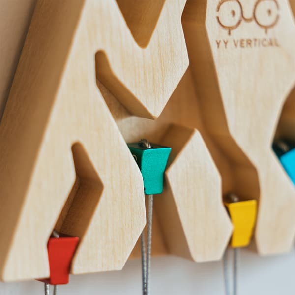 SFS329_Prises YY VERTICAL KEY HOLDER MONTAGNE