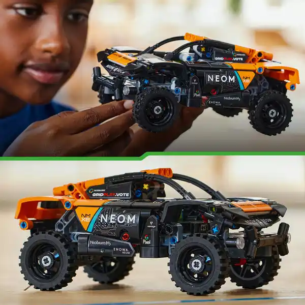 42166 NEOM McLaren Extreme E Race Car