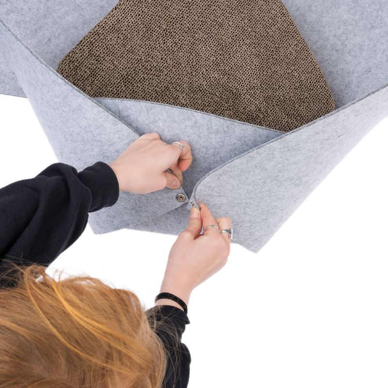 Panier à griffer Modern Living Wujin ✓ pas cher