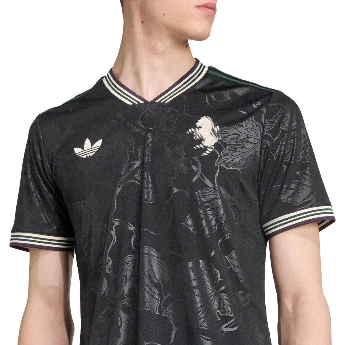 Camisola adidas Juventus Terceiro Equipamento 2025-2026