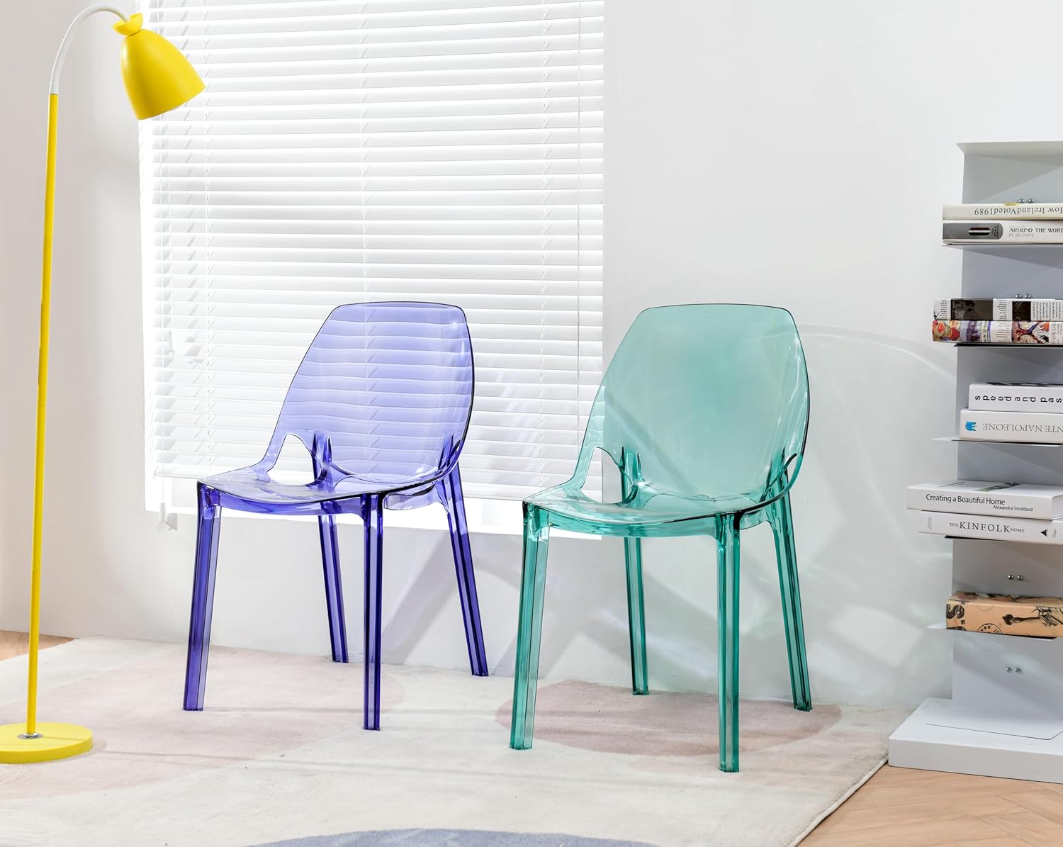 Moderne Esszimmerstühle aus transparentem Polycarbonat, stapelbare durchsichtige Design Stühle für Küche und Esszimmer - Luce (2 Stühle, Blau)