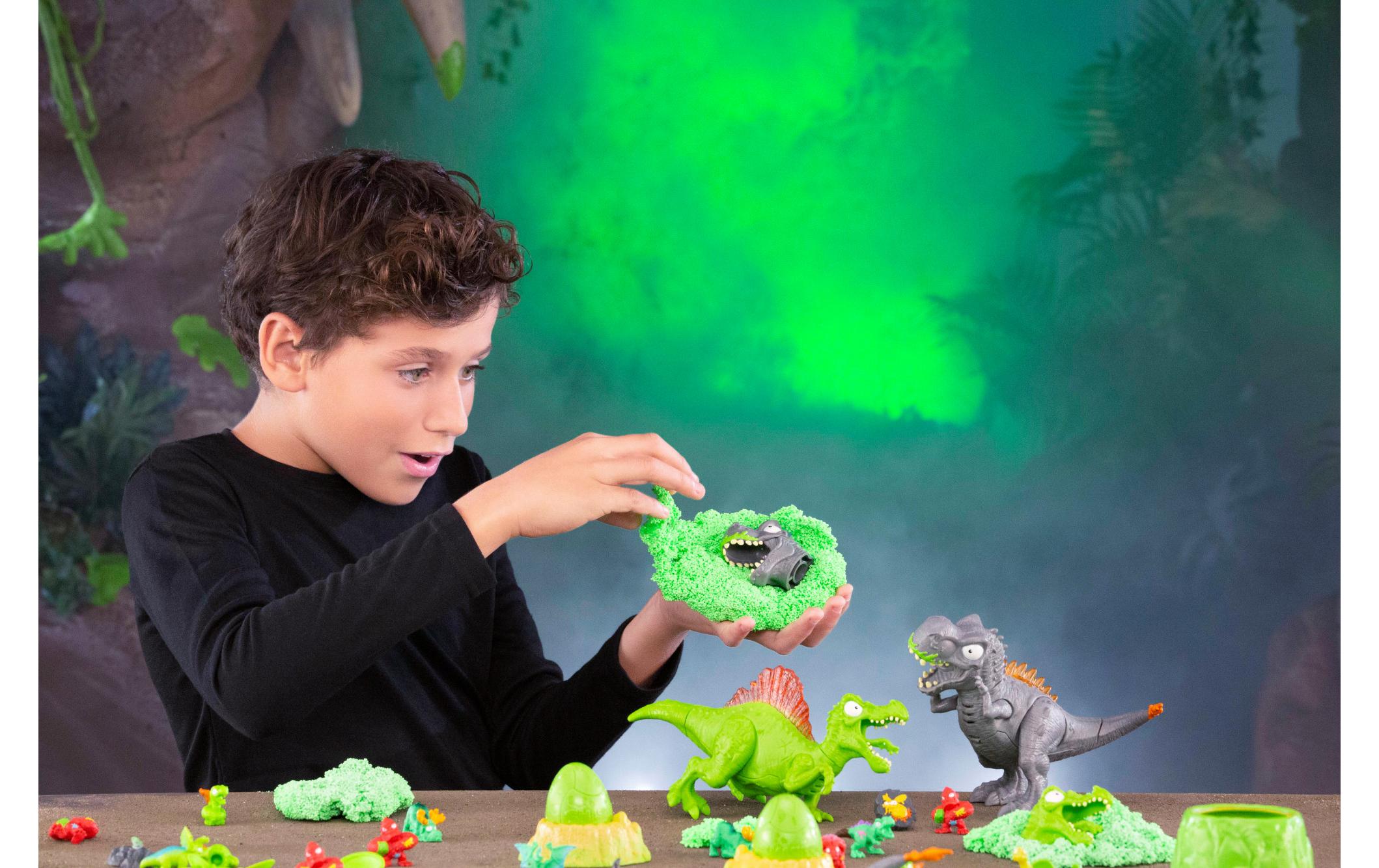Sammelfigur Smashers Mega Jurassic Light up Dino assortiertSpielzeugfigur