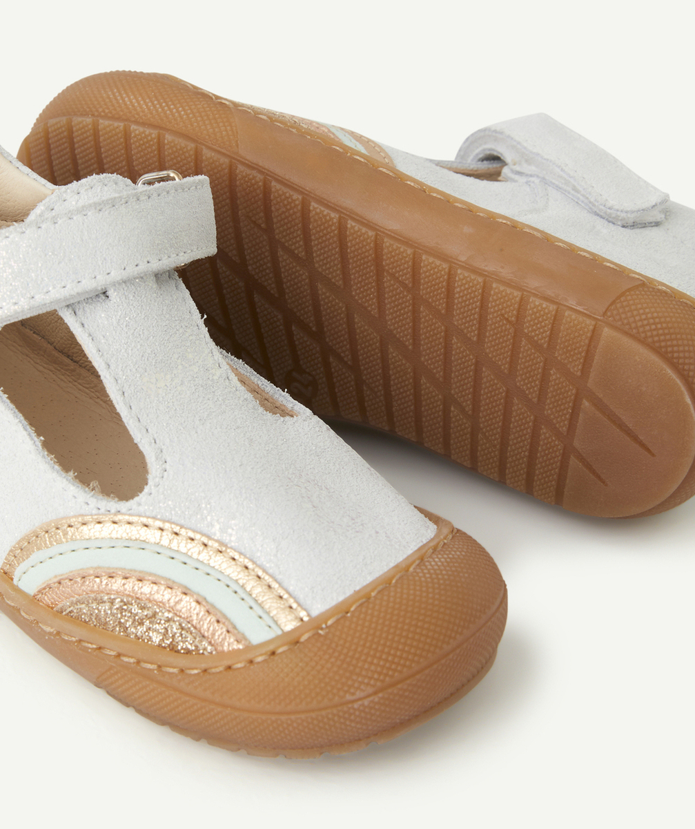 BOPYBOTTINES OUVERTES PREMIERS PAS BÉBÉ EN CUIR BLANC AVEC DÉTAIL ARC-EN-CIEL