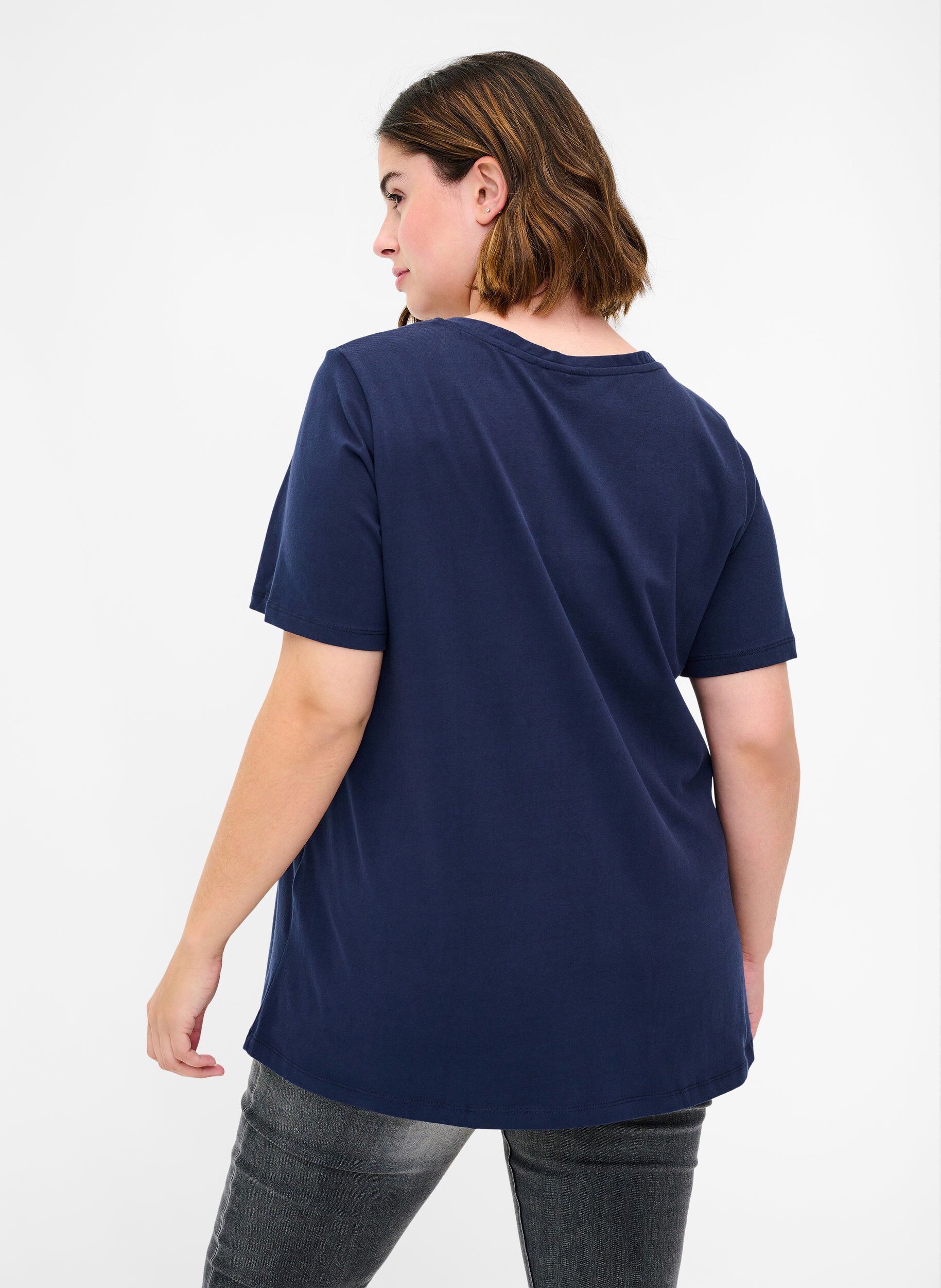 Basis t-shirt med v-hals