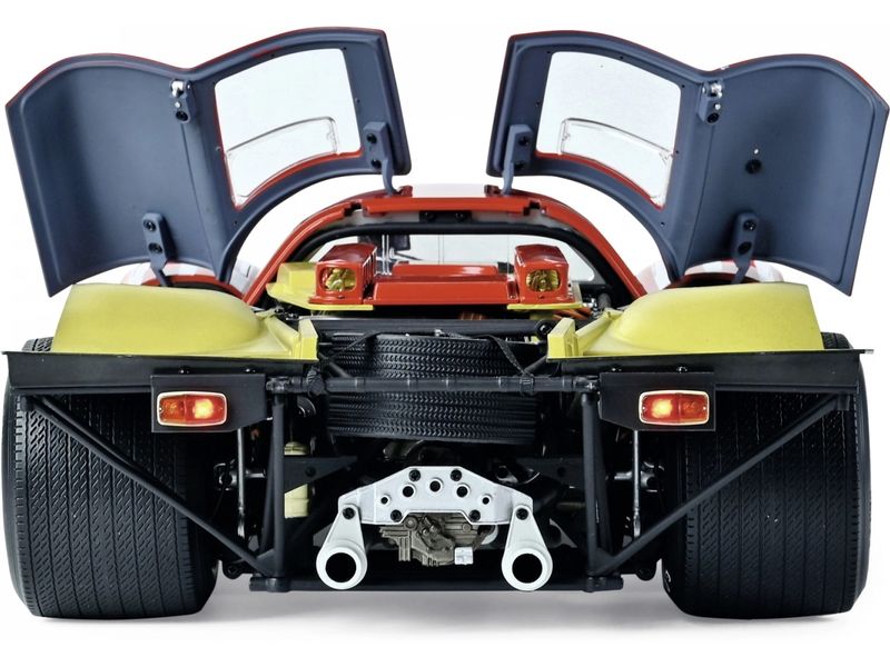 IXO Models Premium Kit Porsche 917KH #23 Salzburg 1:8 Hochdetaillierter Standmodellbausatz im Massstab 1:8