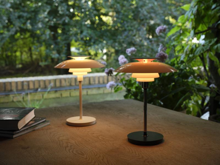Louis Poulsen PH80 oplaadbare tafellamp Opal White/White