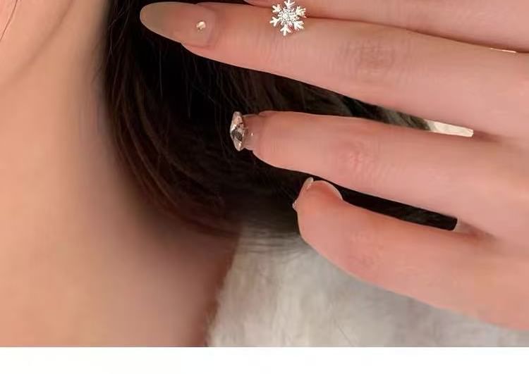 pexrl sieraden - Sterling zilveren sneeuwvlok oorbel met strass