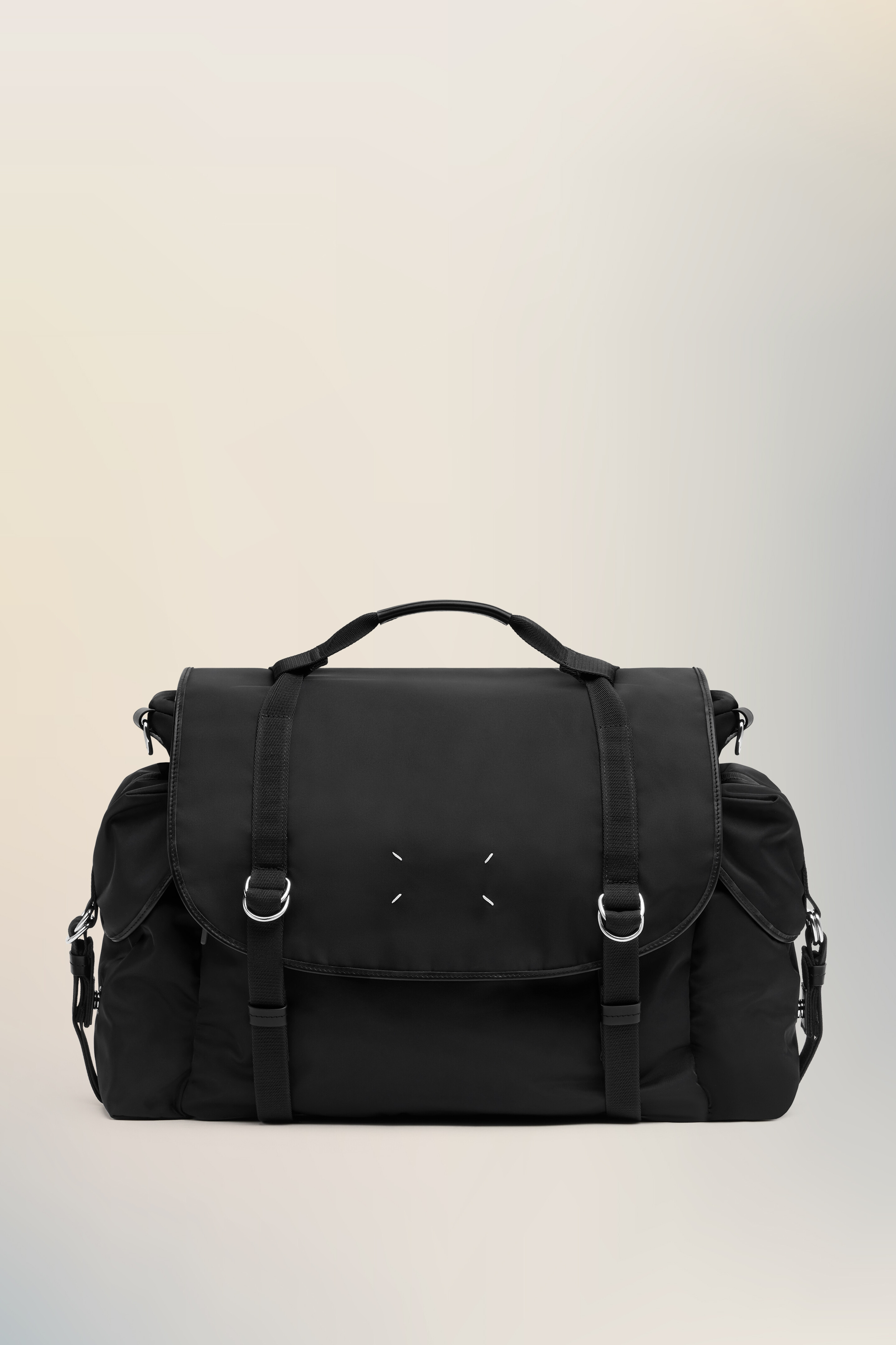 High tech messenger noir