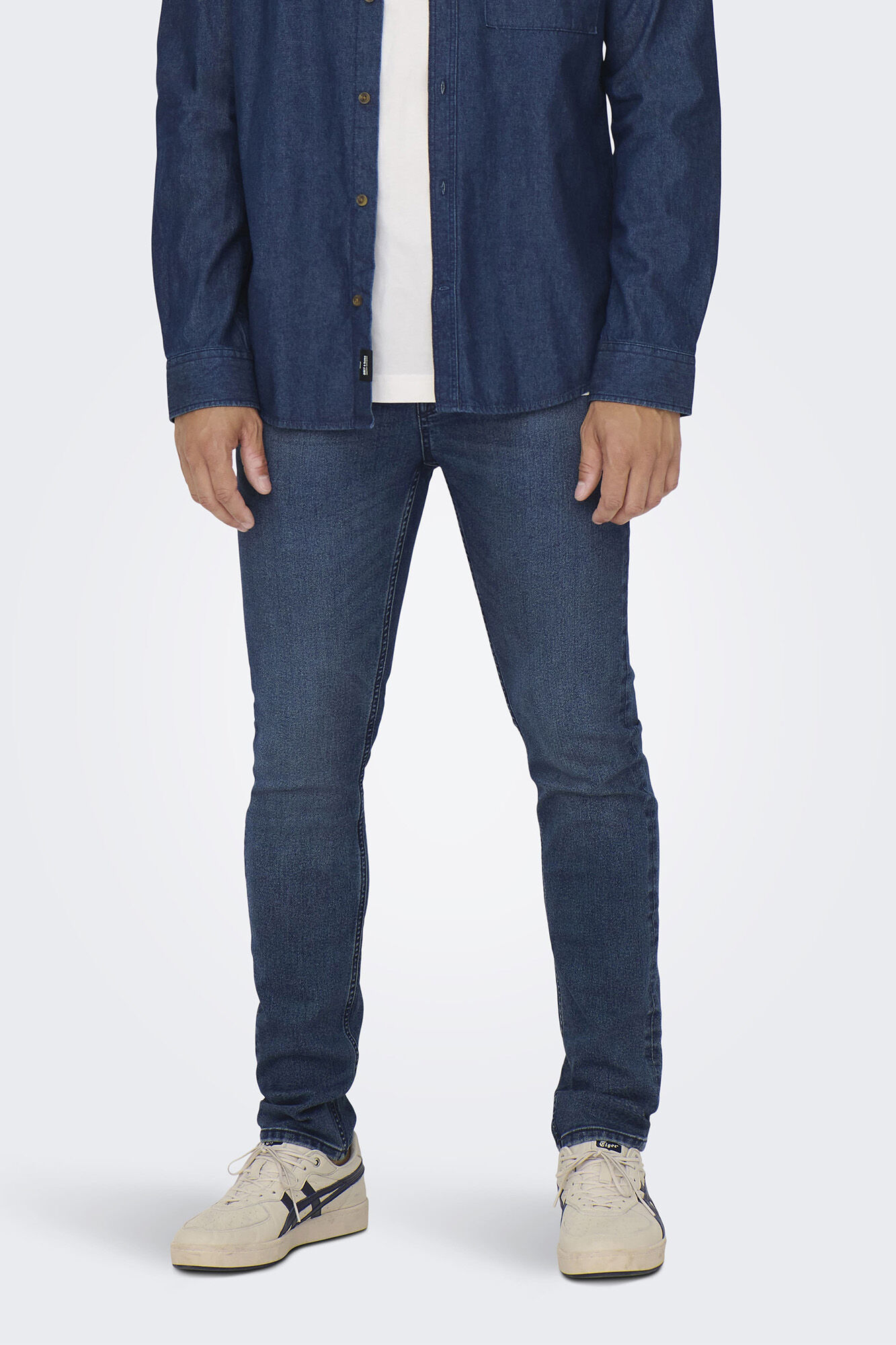calça jeans slim fit com 5 bolsos