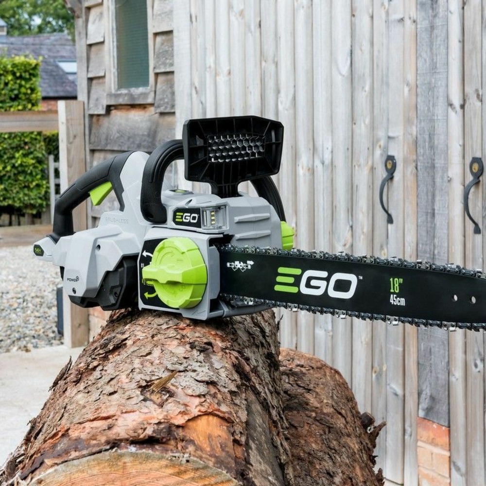 Tronconneuse electrique 1800w à batterie guide oregon 45 cm ego power+ cs1800e