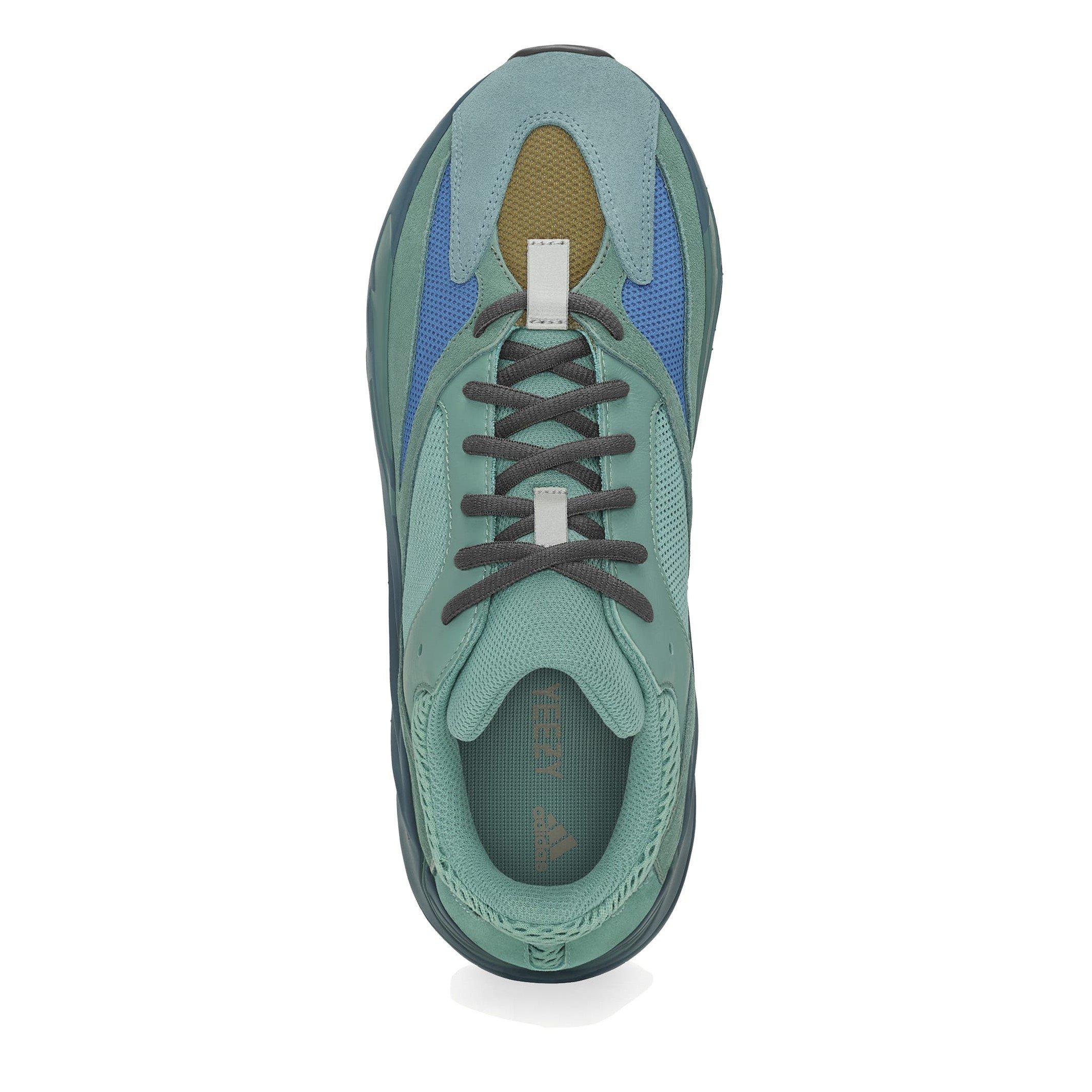 Yeezy Boost 700 Sneakers Juniors