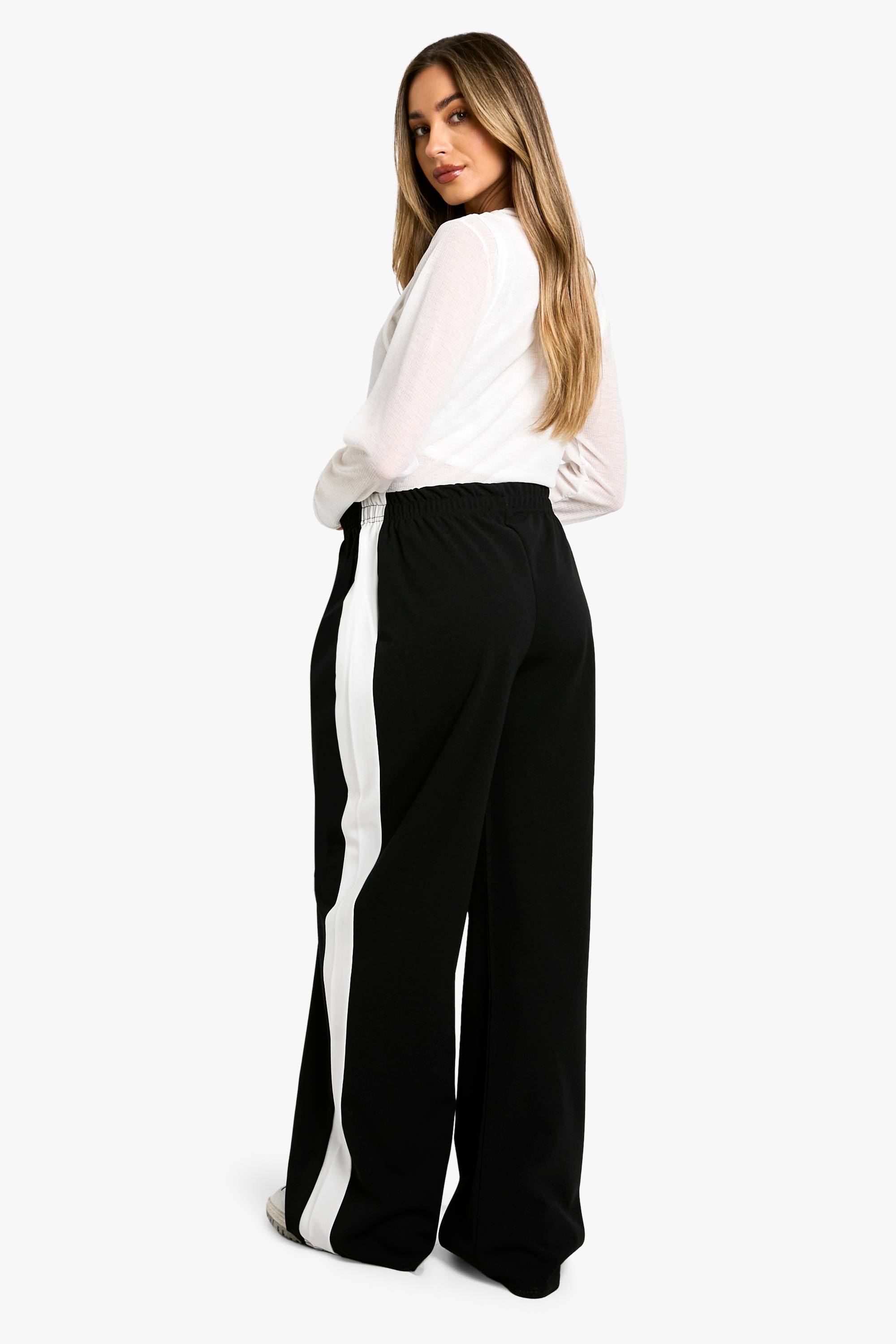 boohoo Pantalon Maternité à Large Jambe avec Bande Contrastante sur le Côté