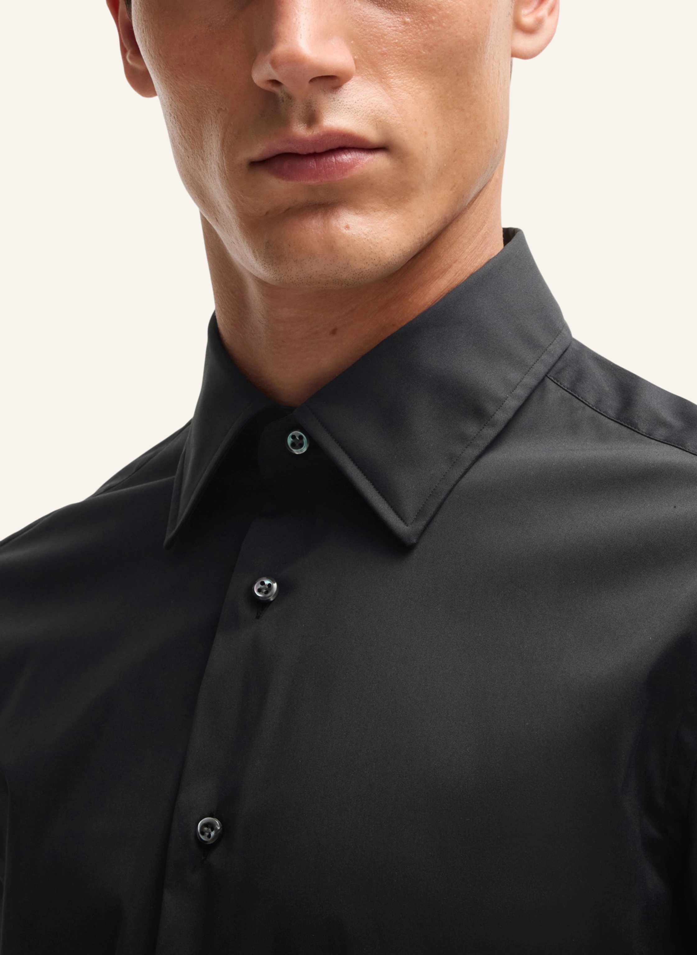 BOSS Business Hemd L-HAYS-KENT-C1-243 Slim Fit