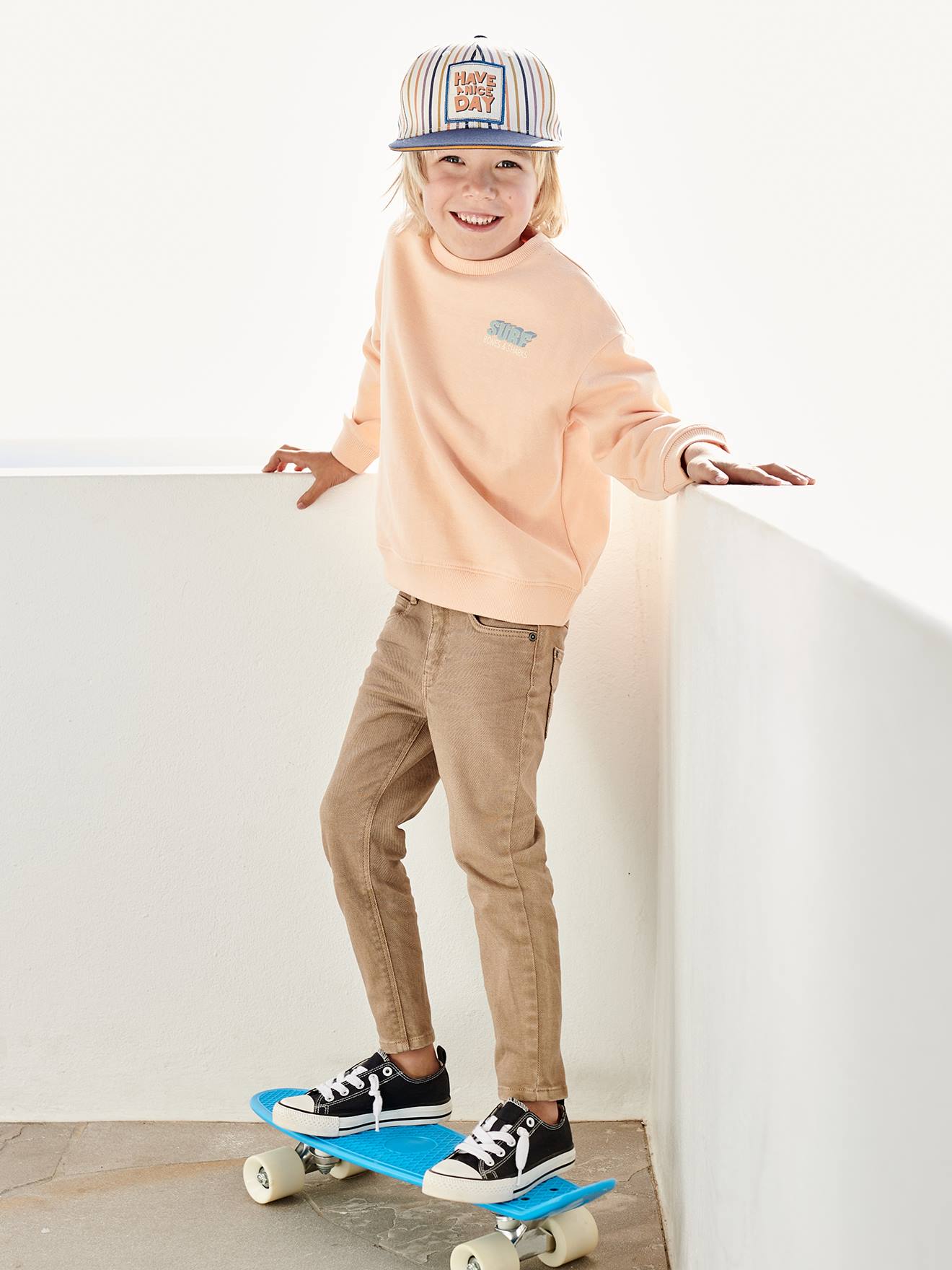 Calças MorphologiK tamanho médio slim para meninos na cor bege