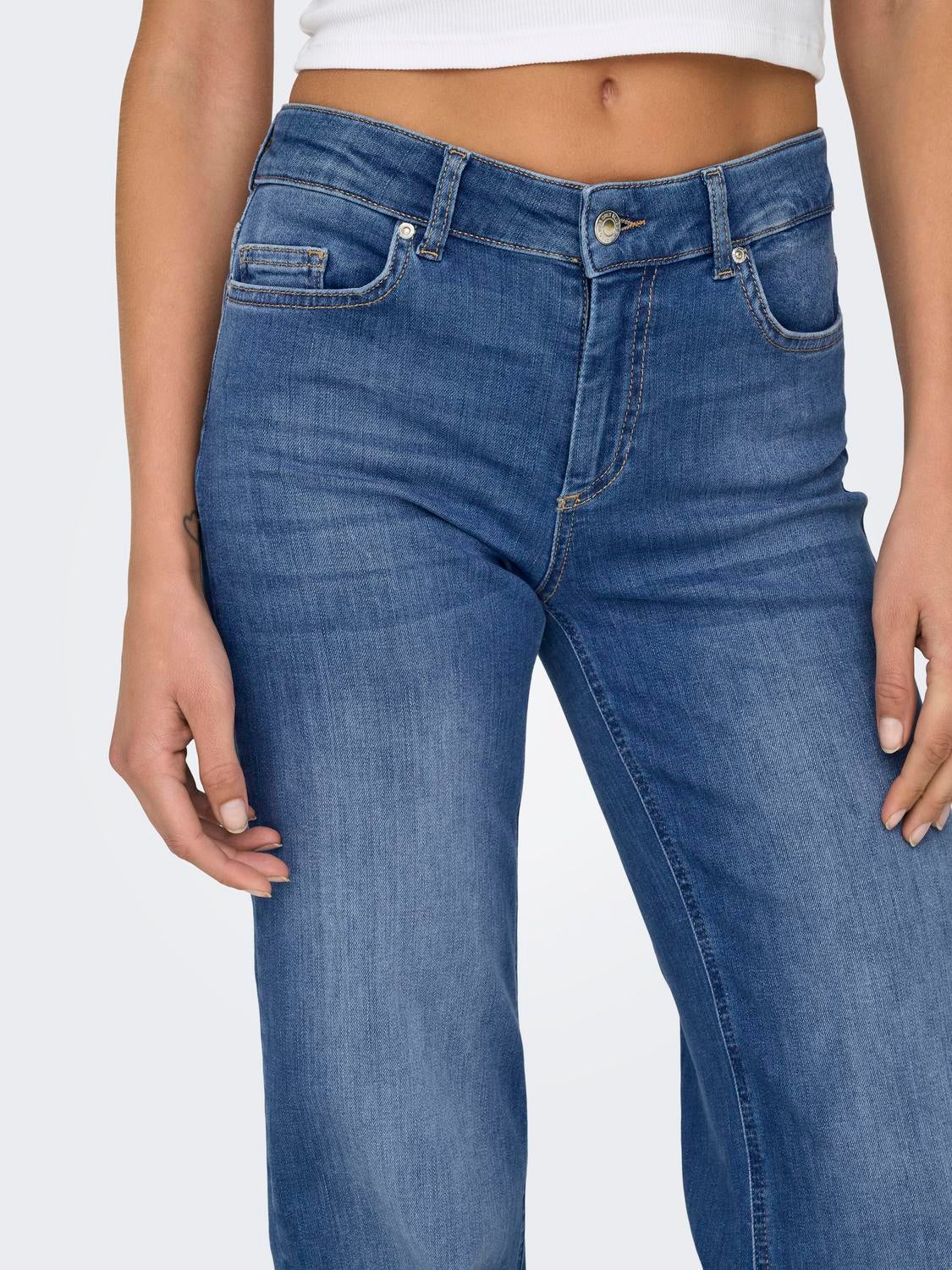 ONLBLUSH Mittlere Taille Gerade geschnitten Jeans Medium Blue Denim