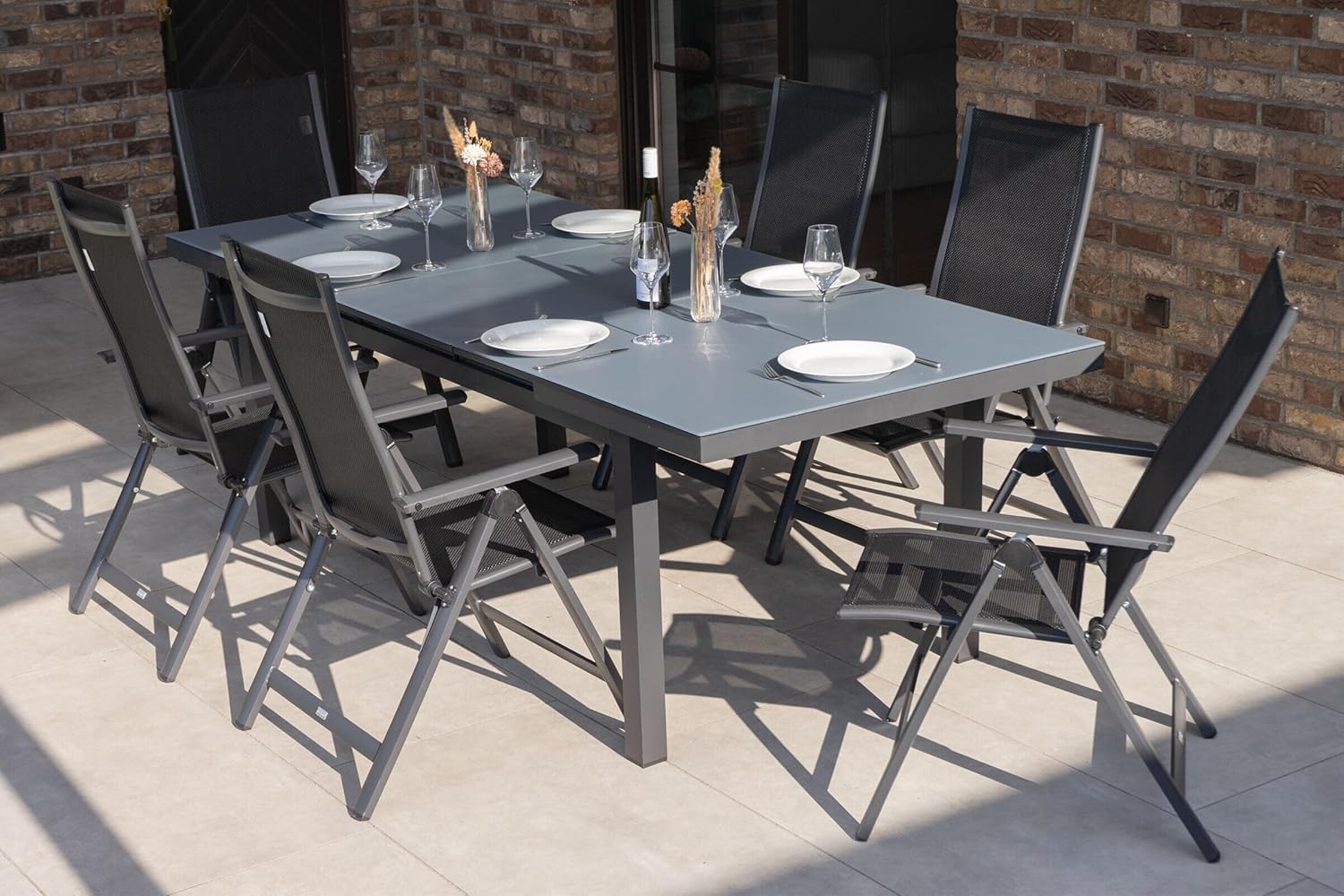 OUTFLEXX Premium Garten-Essgruppe, anthrazit matt, Alu/Textilene, Tisch 180/240x100cm, 6 Klappstühle