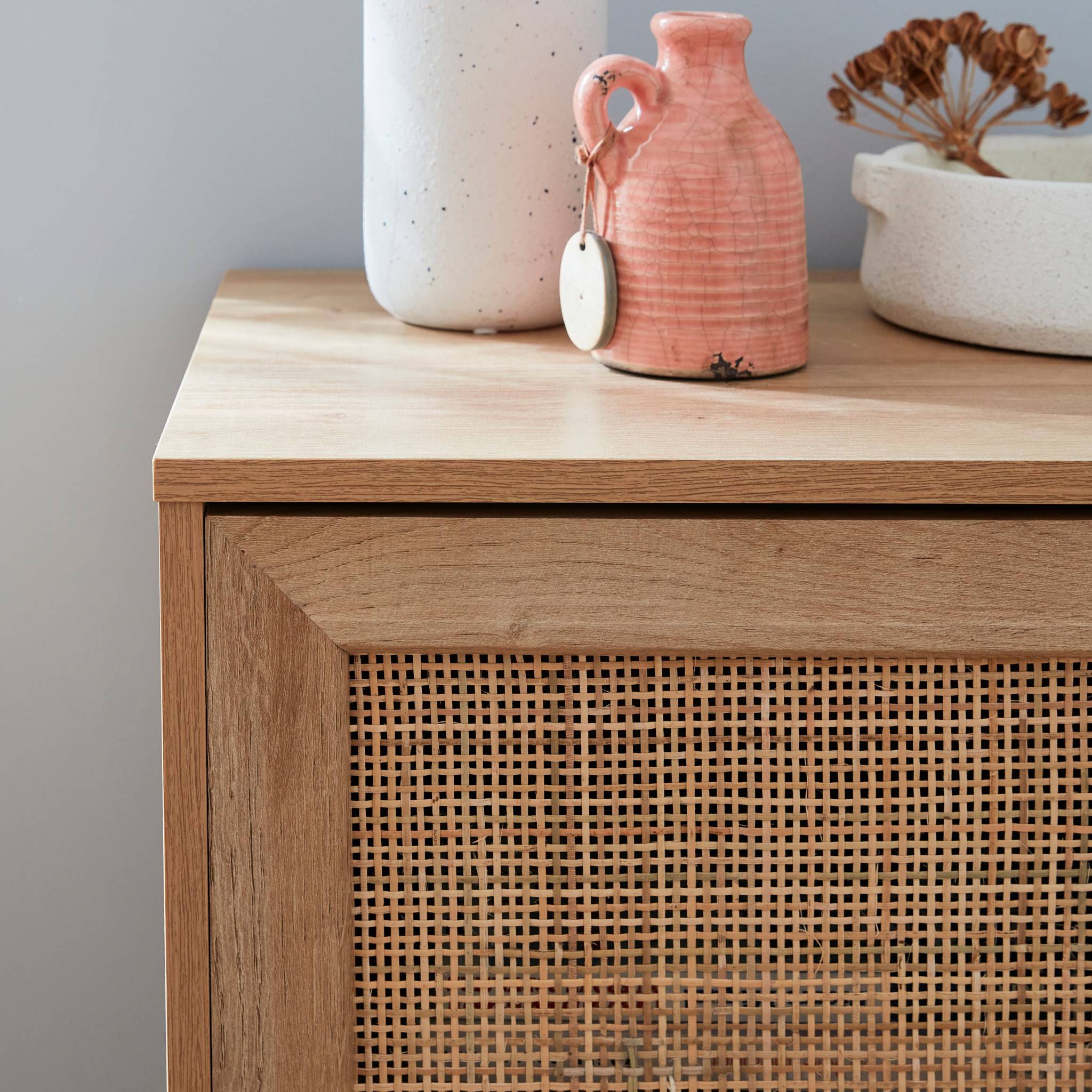 sweeek - Dressoirkastje met rotan
