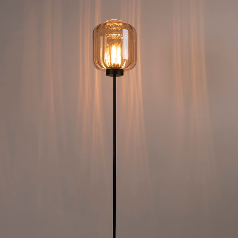 Design vloerlamp zwart met amber glas - Qara