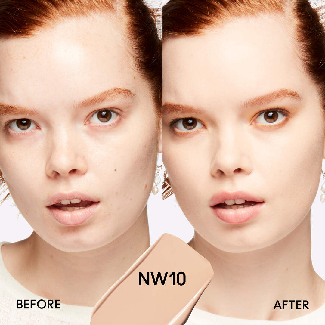 MAC STUDIO FIX FLUID SPF 15 24HR MATTE FOUNDATION + OIL CONTROL