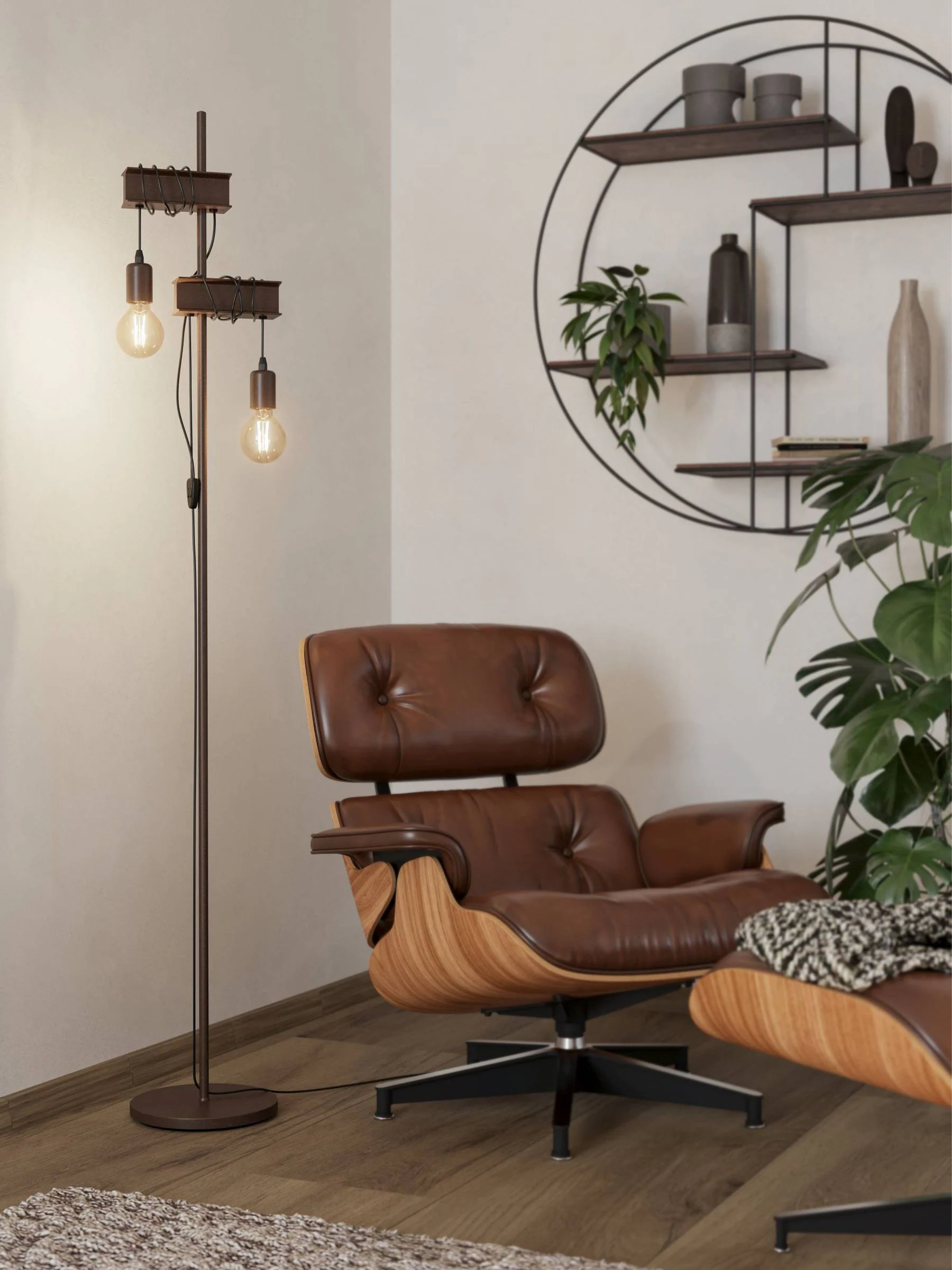 Eglo Townshend 4 industriële vloerlamp van hout en staal