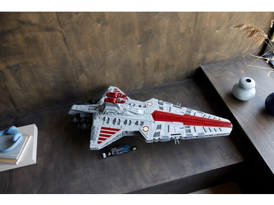 LEGO Venator-class Republic Attack Cruiser (75367)