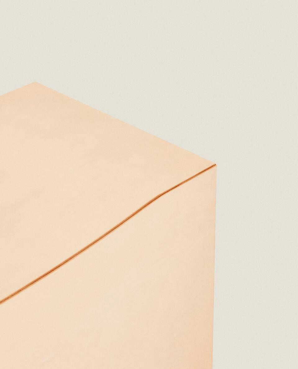 BANCO DE COURO - X STUDIO NICHOLSON