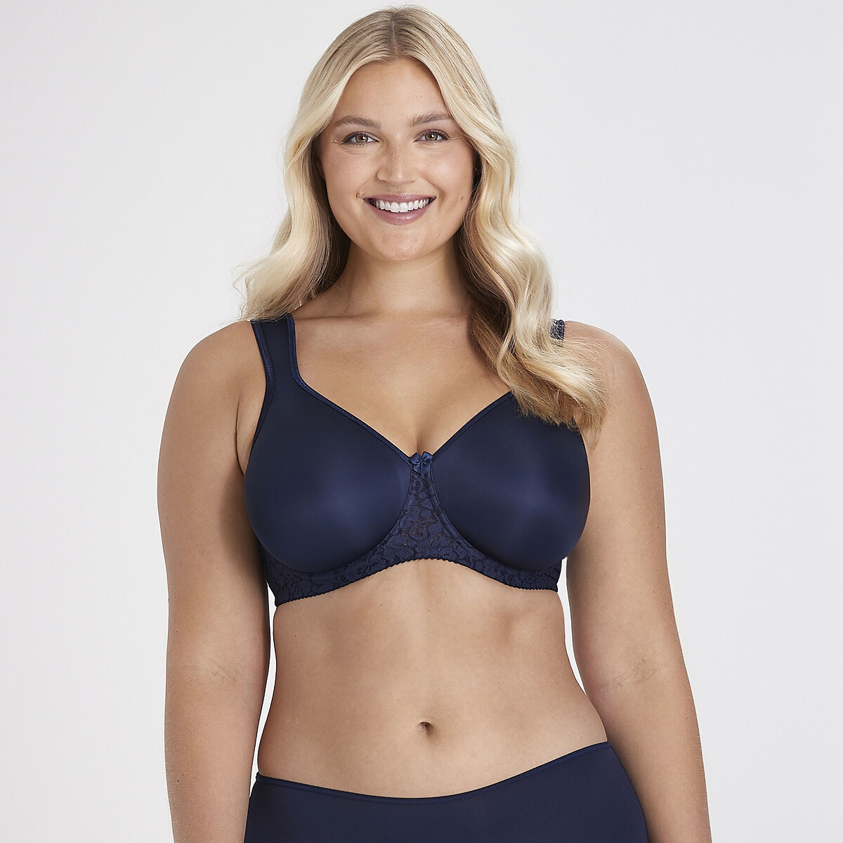 MISS MARY OF SWEDEN<br>BH met beugels Smooth Lacy.