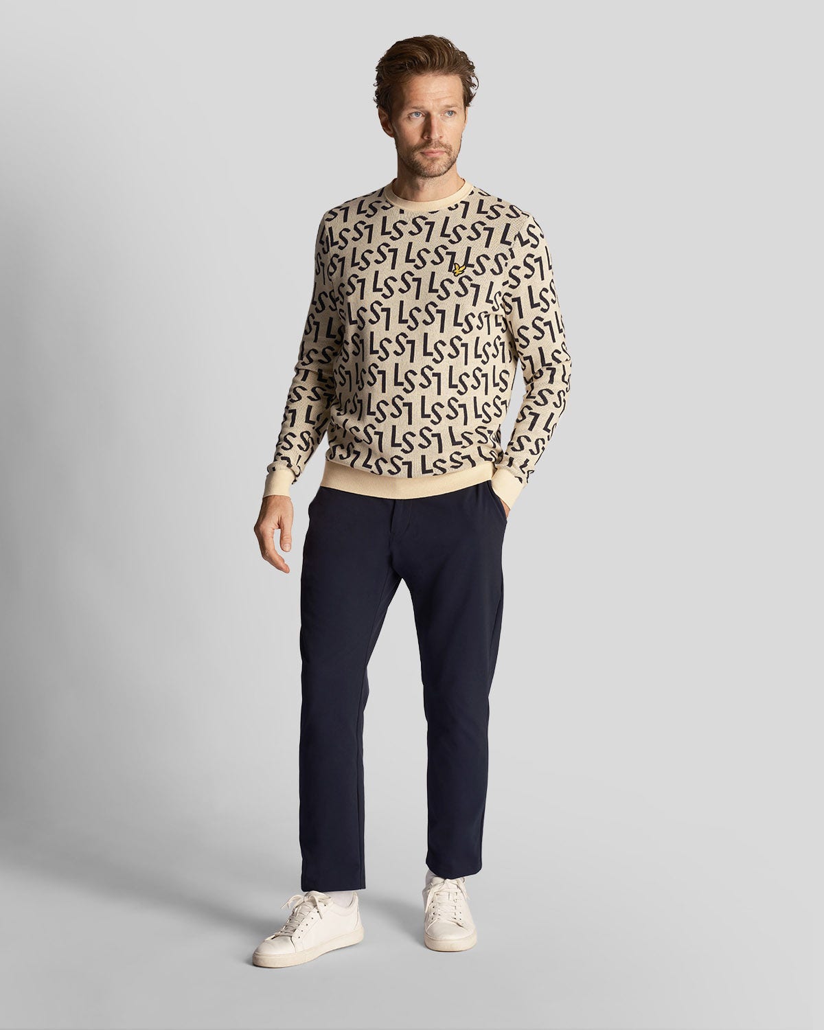 Lyle & Scott  Golf Monogram Knitted Crew Neck