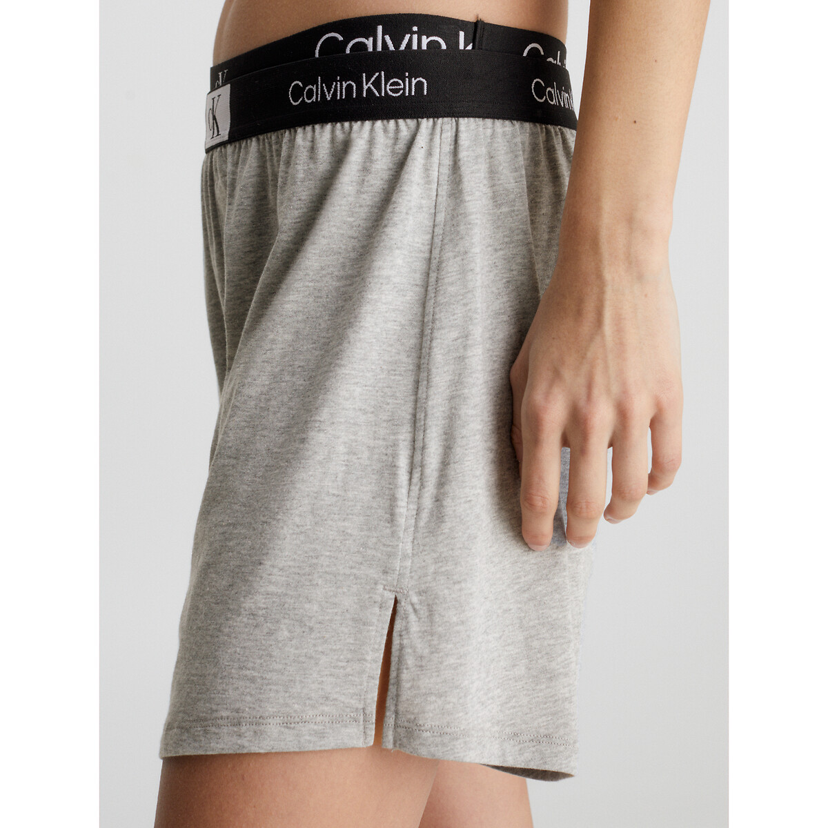 CALVIN KLEIN ROUPA ÍNTIMA<br>Shorts de pijama em algodão