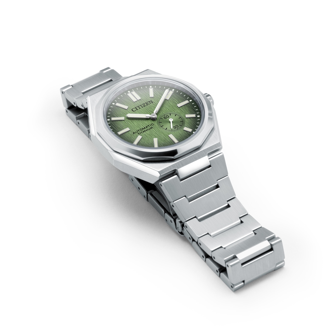 Citizen Zenshin 60 Super Titanium Automatik Small Second