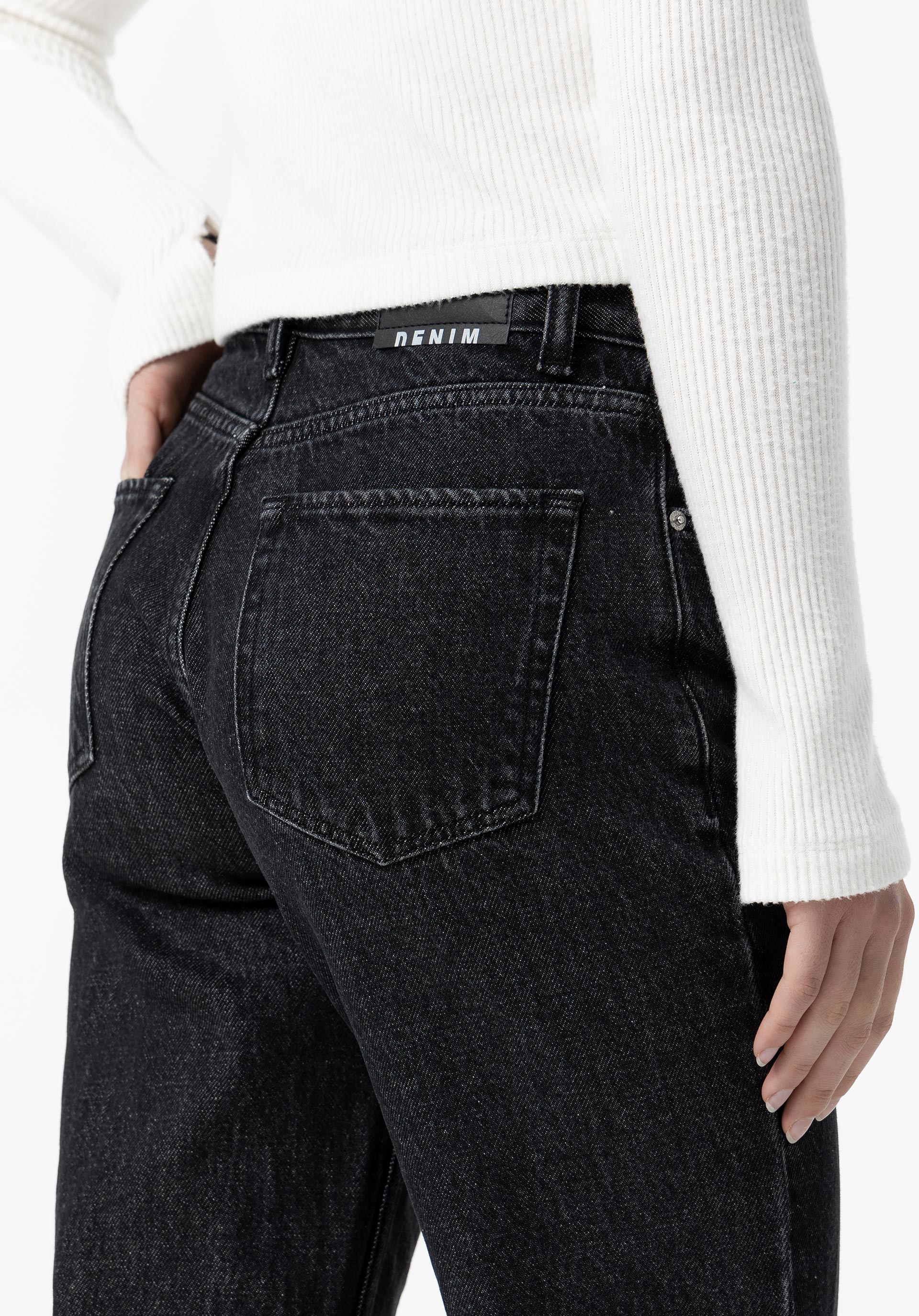 Jeans Sadie Mom Fit Cintura Alta