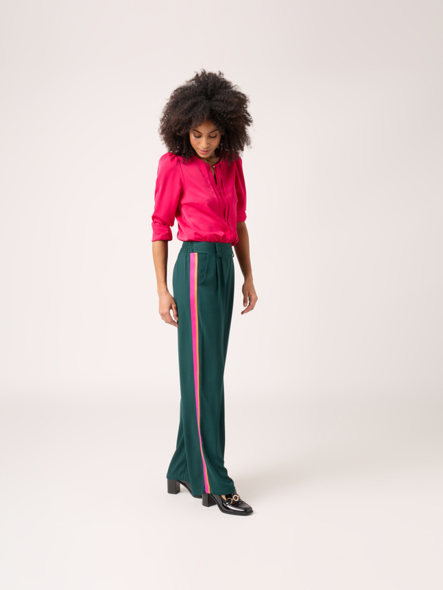 Pantalon avec bande fantaisie côté