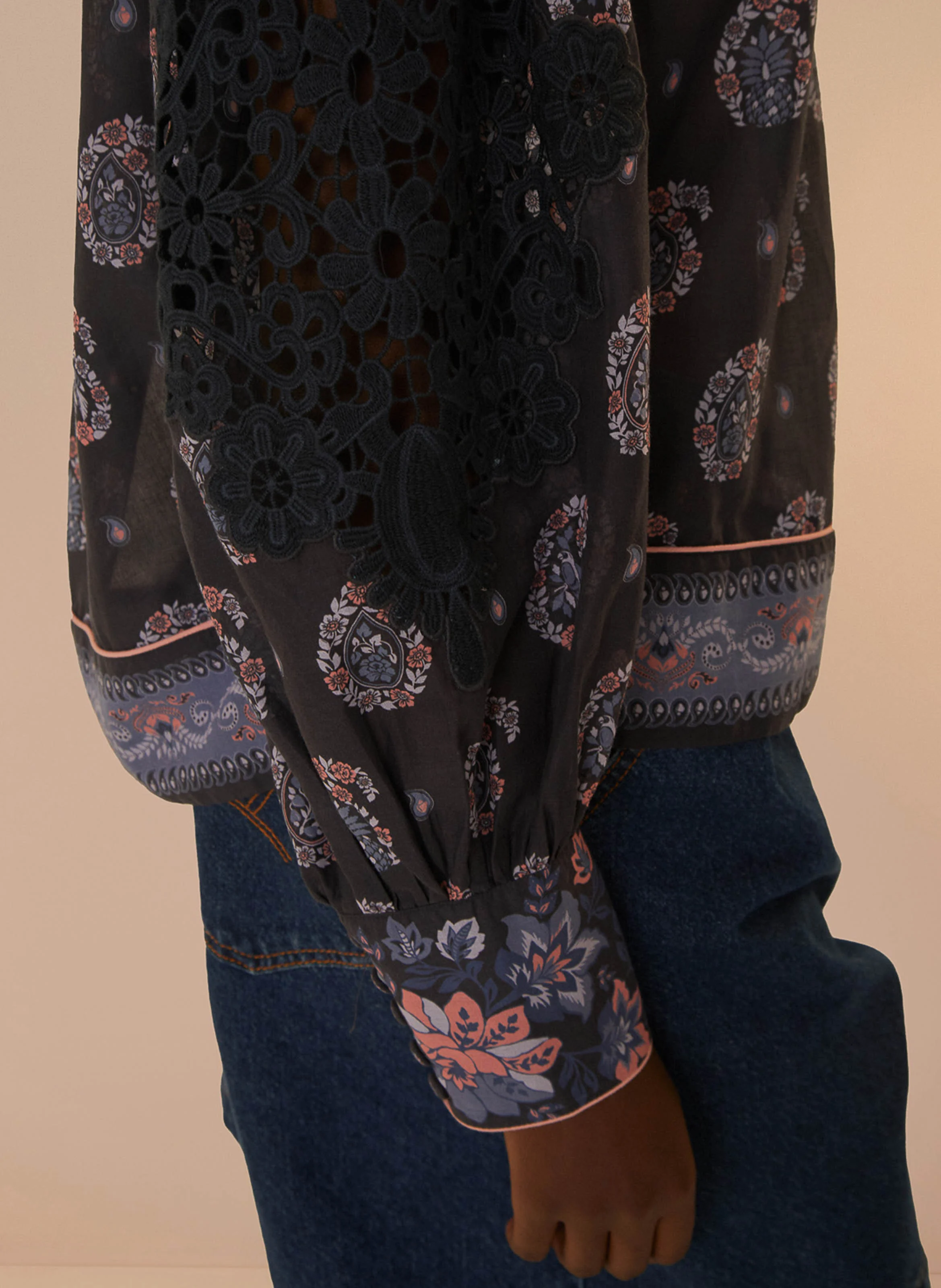 Blouse droite col montant en coton imprimé | Bleu