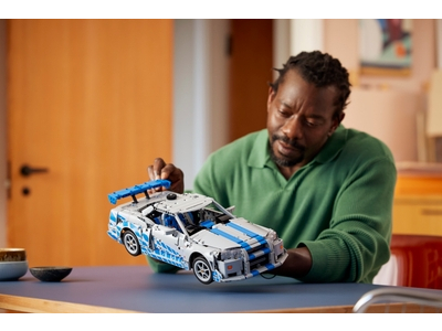 LEGO 2 Fast 2 Furious Nissan Skyline GT-R (R34) auto (42210)