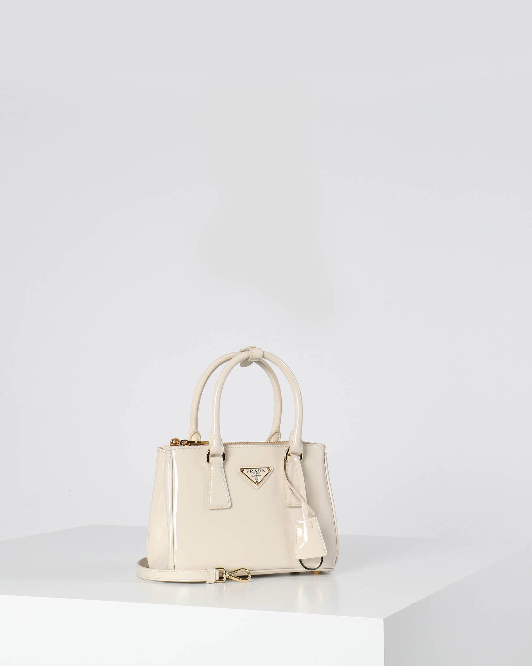 Prada| Damen Handtasche GALLERIA MINI BAG aus Lackleder