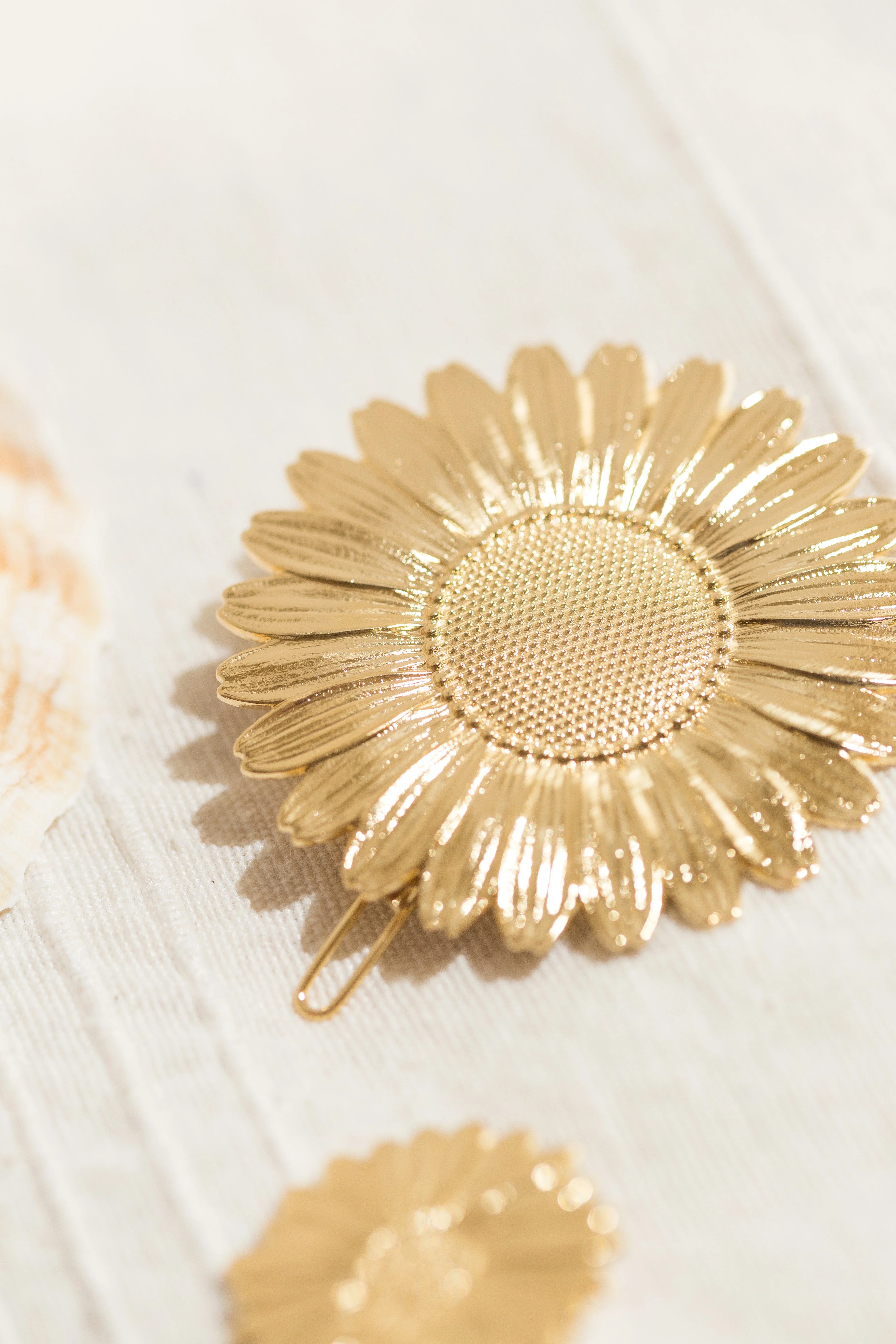 MAÏA - Maxi barrette fleur plaqué argent | Doré