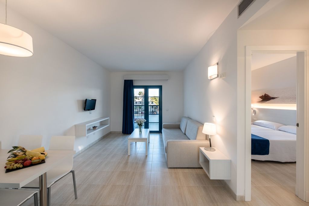 THB Tropical Island Logies - Hotel