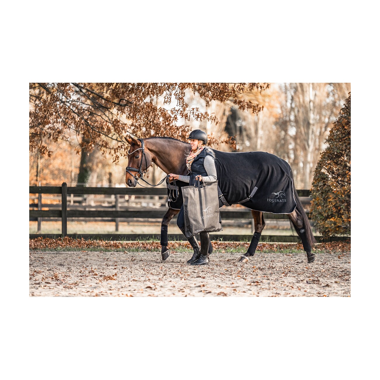 Equinate Reitpad Toledo aus Mikrofaser bordeaux