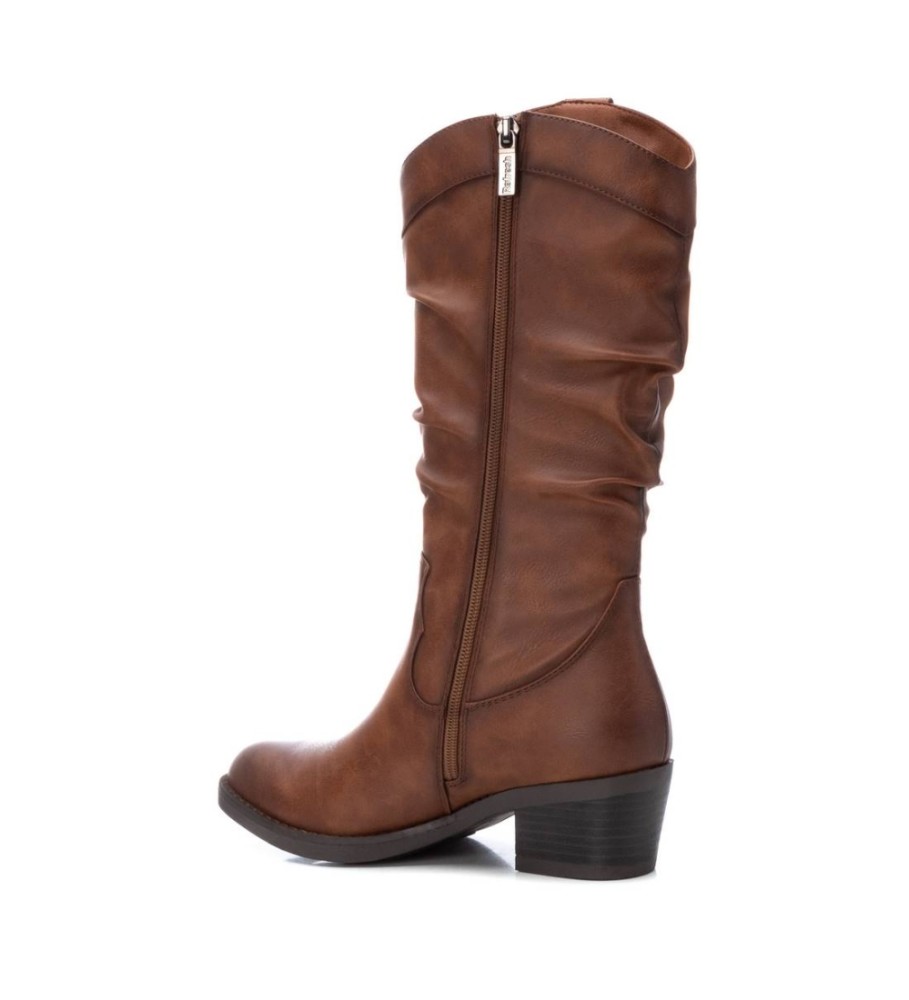 Botas Refresh 171412 marrom - Altura do salto: 5 cm -