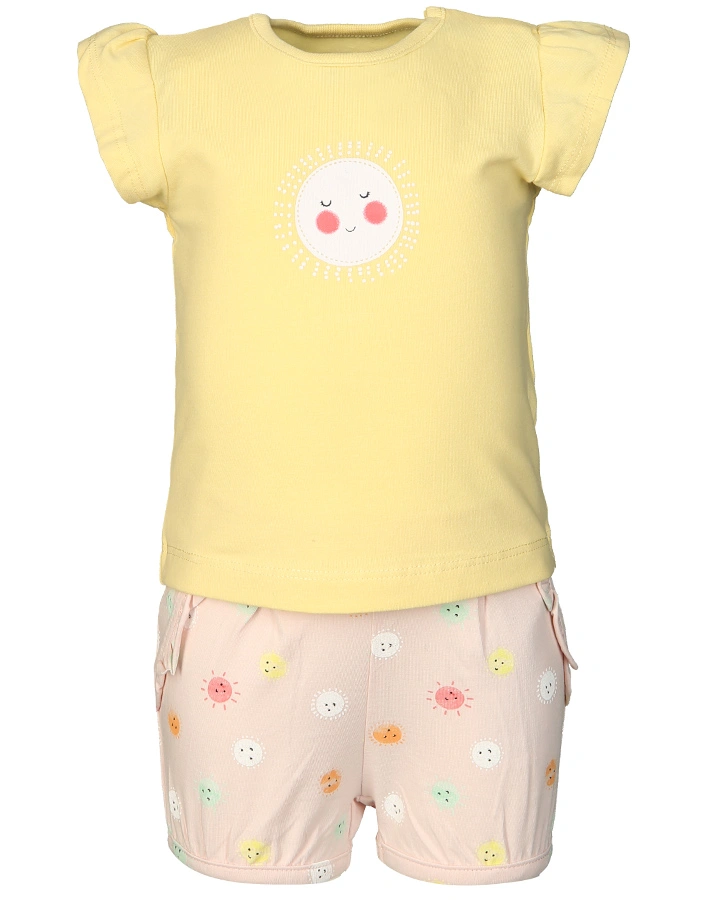 T-Shirt NBFJASMIN mit Shorts in pastellgelb/rosa